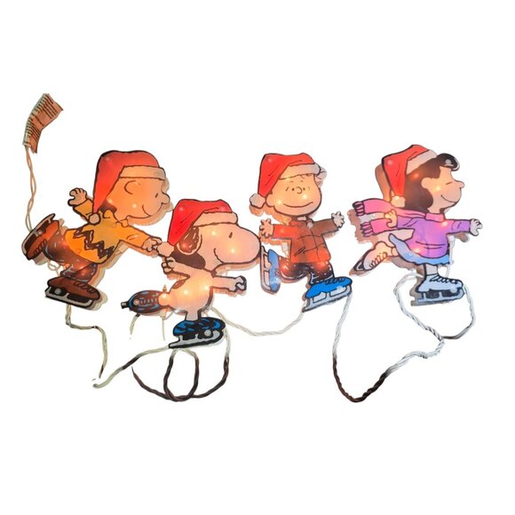 Peanuts Other - Snoopy and Peanuts Ice Skating Christmas 8" Pathway Markers
